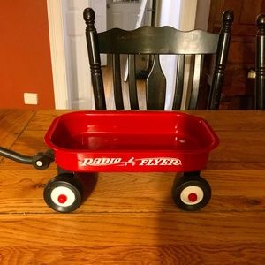 Red Kids Radio Flyer Mini Wagon